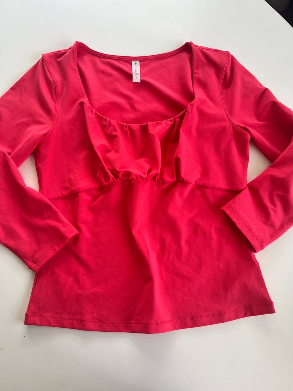 Women’s Long Sleeve Scoop Neck - red